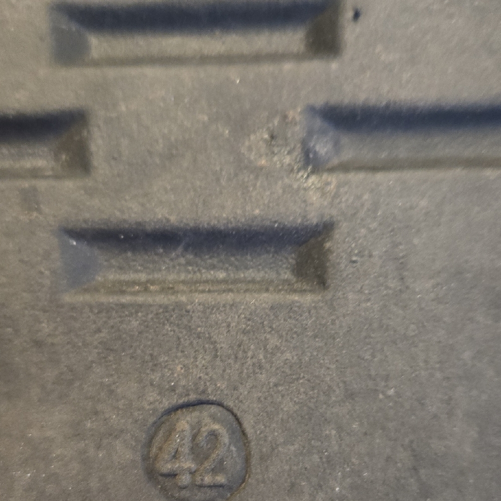 SHEIN Black Clogs with Silver Embellishments - Picture 4 of 8